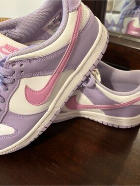 Nike Low-Top Sneakers in Lavender & Pink